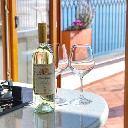 Amalfi House Marlidia *