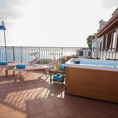 Amalfi House Marlidia * Conca dei Marini