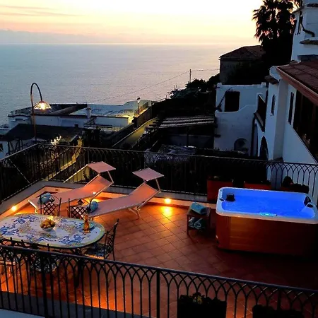 Amalfi House Marlidia * Conca dei Marini