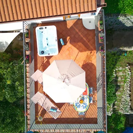 Amalfi House Marlidia Lägenhet *