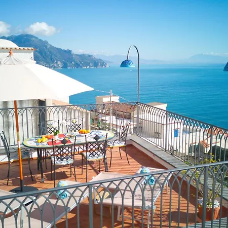 Amalfi House Marlidia