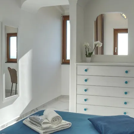 Amalfi House Marlidia *